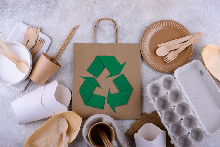 a imagem mostra embalagens de alimentos sustentávveis e ecologicamente corretas reutilizáveis.