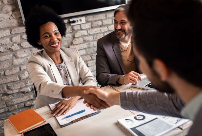 Relacionamento com fornecedores: 9 estratégias para parcerias mais fortes