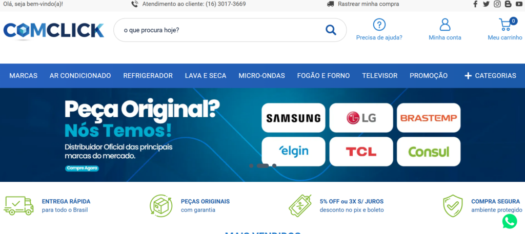 A imagem mostra um print do site da Com Click - lojista Tray E-commerce